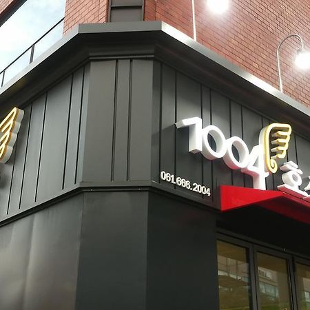 1004 Hostel Guesthouse Yeosu Exterior foto
